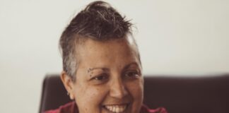 ‘PIONERAS CON PELOTAS’ EN LA FERIA DEL LIBRO DE ROCA