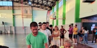 ASÍ FUE LA CHARLA TÉCNICA DEL TRIATLÓN DE LA PERA